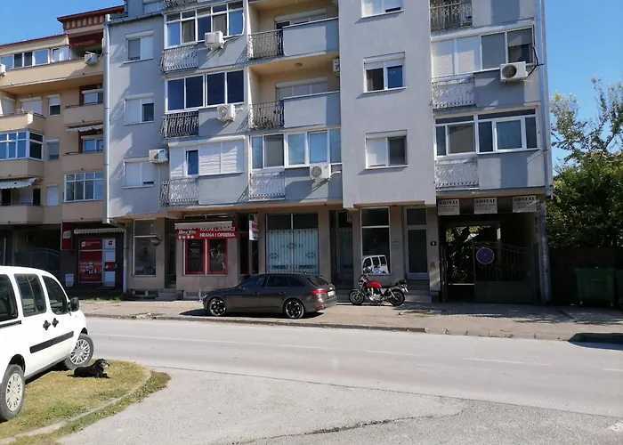 Ana شقة اباتين